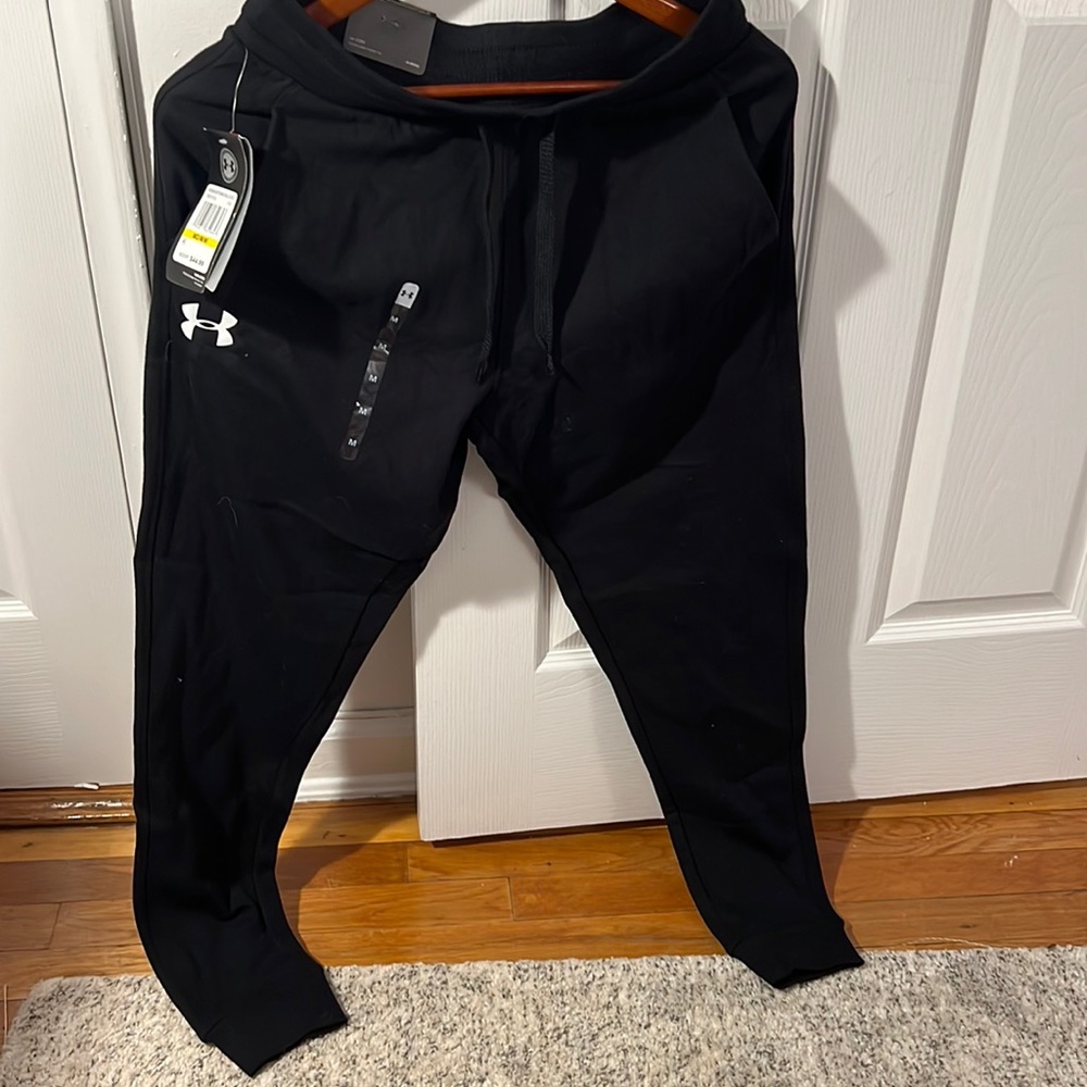 Woman’s Under Armour Joggers